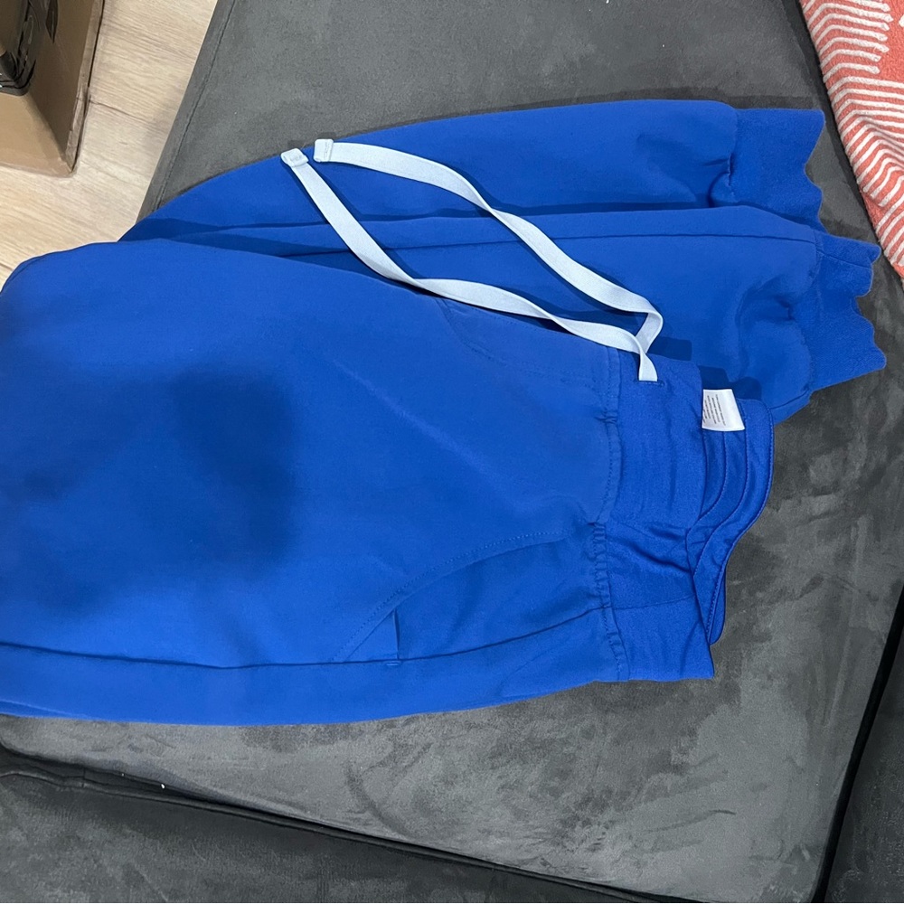Figs joggers small tall